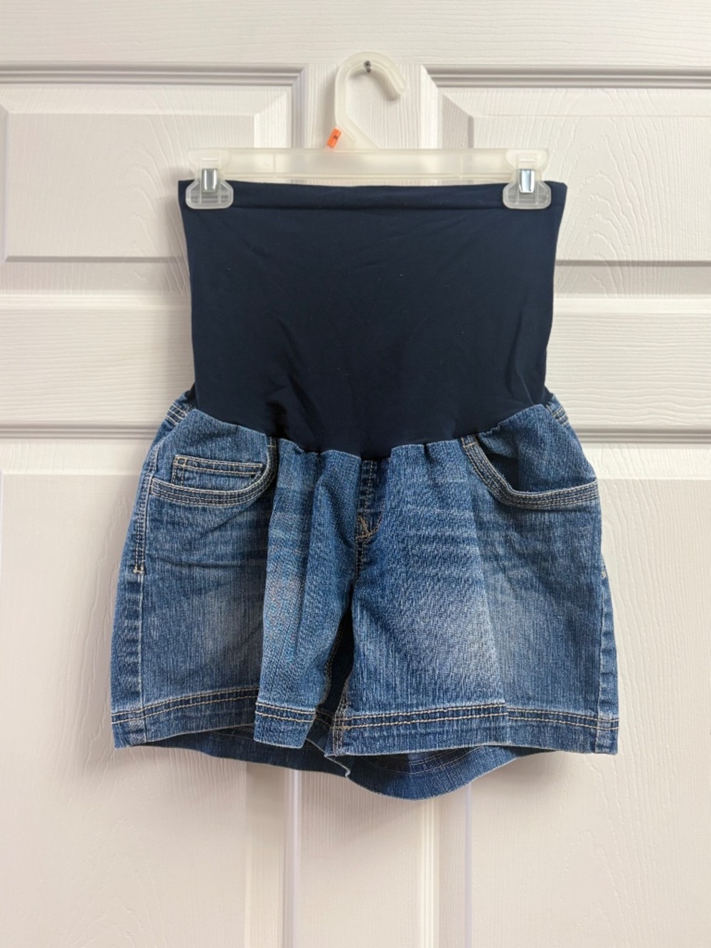Women's Oh Baby by Motherhood Maternity Stretchy Shorts